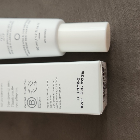 Beautycounter Sunscreen - Picture 3 of 6